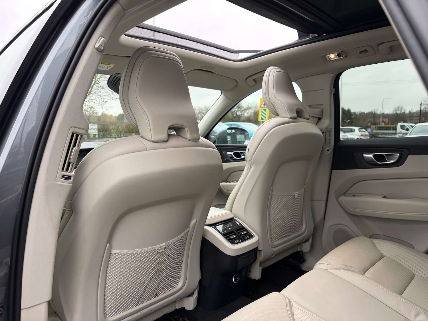 Used Volvo XC60 2020 for sale - 77157201: Photo 23