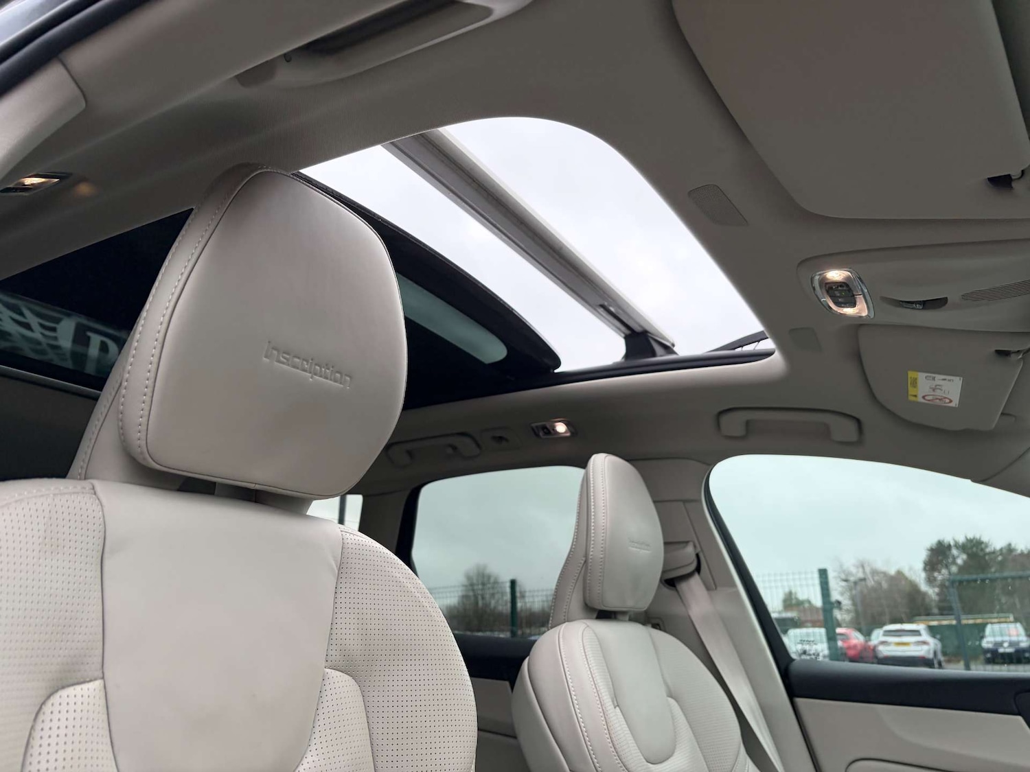 Used Volvo XC60 2020 for sale - 77157201: Photo 43