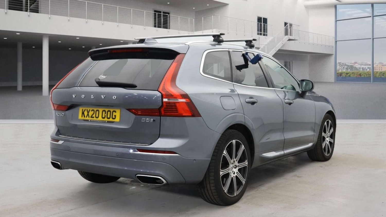 Used Volvo XC60 2020 for sale - 77157201: Photo 5