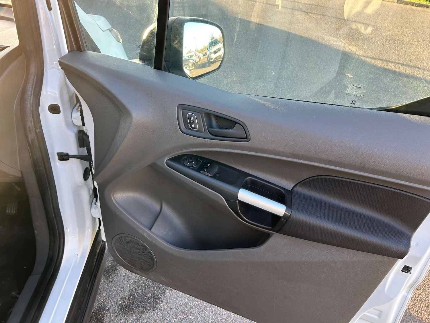 Used Ford Transit Connect 2020 for sale - 77813654: Photo 38