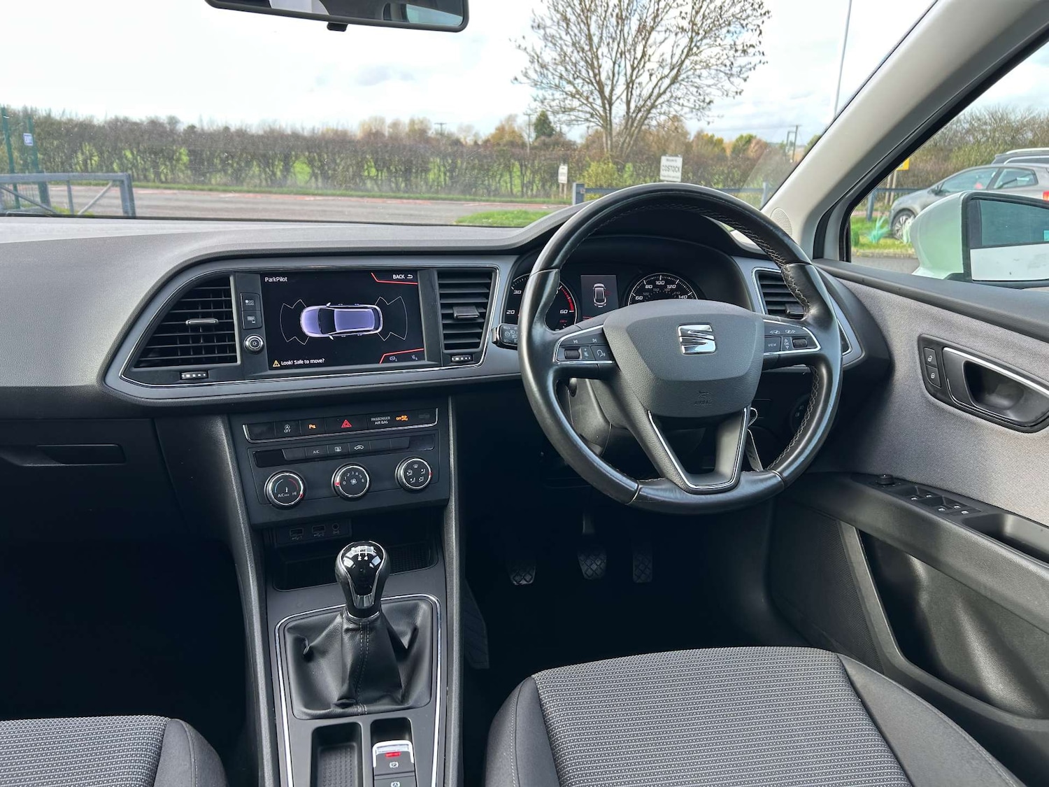 Used SEAT Leon 2019 for sale - 76223004: Photo 2