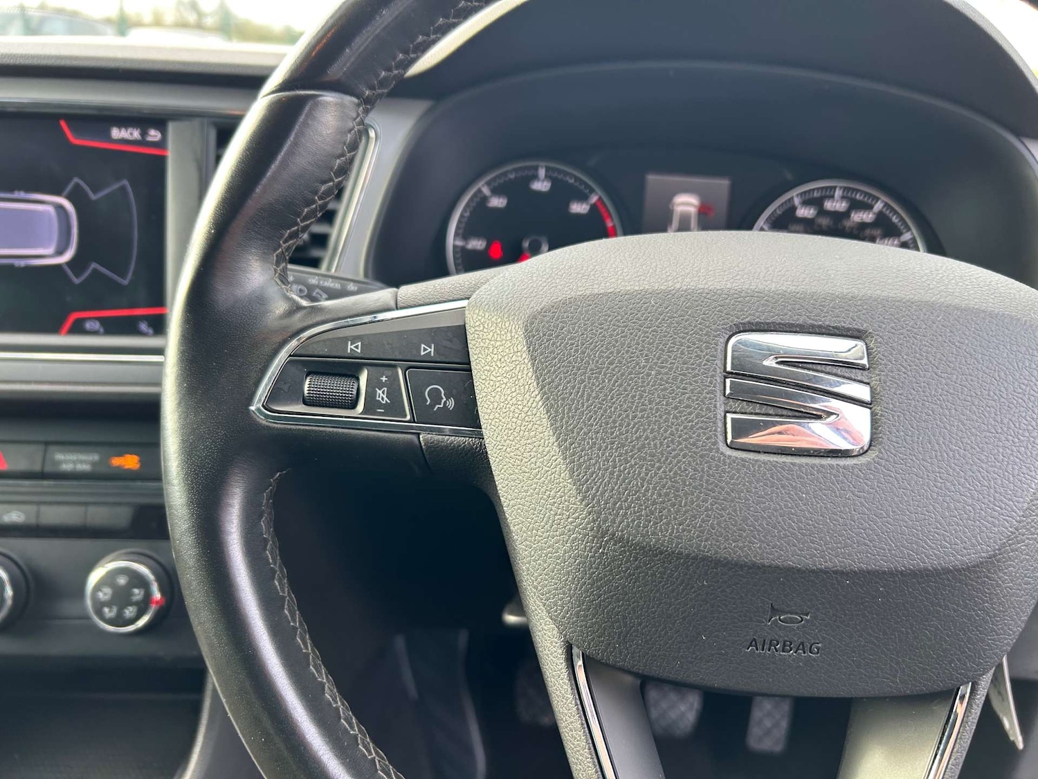 Used SEAT Leon 2019 for sale - 76223004: Photo 46