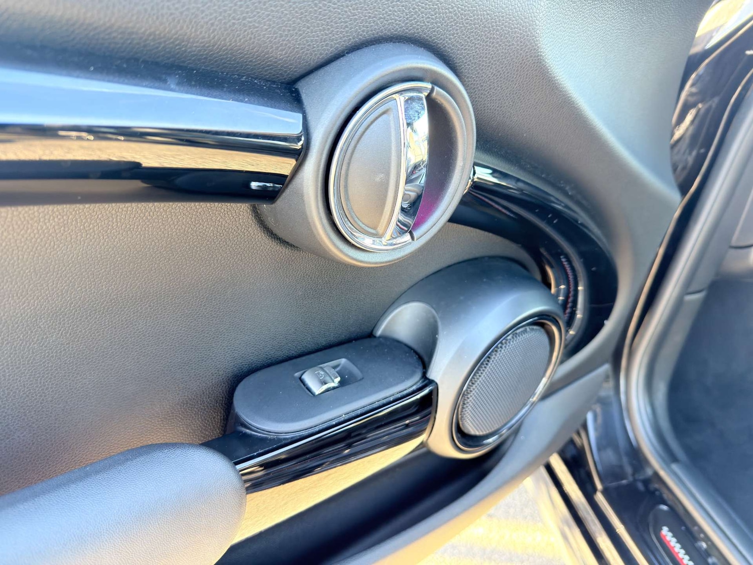 Used MINI Hatch 2019 for sale - 77745521: Photo 14