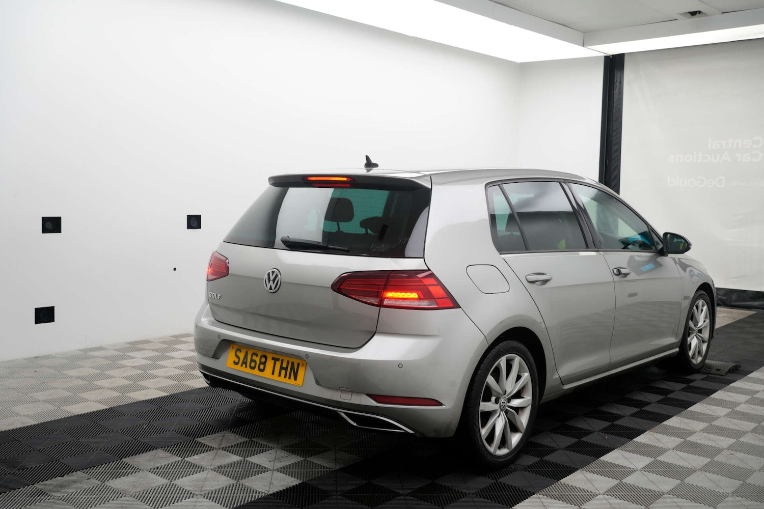 Used Volkswagen Golf 2018 for sale - 77394914: Photo 4
