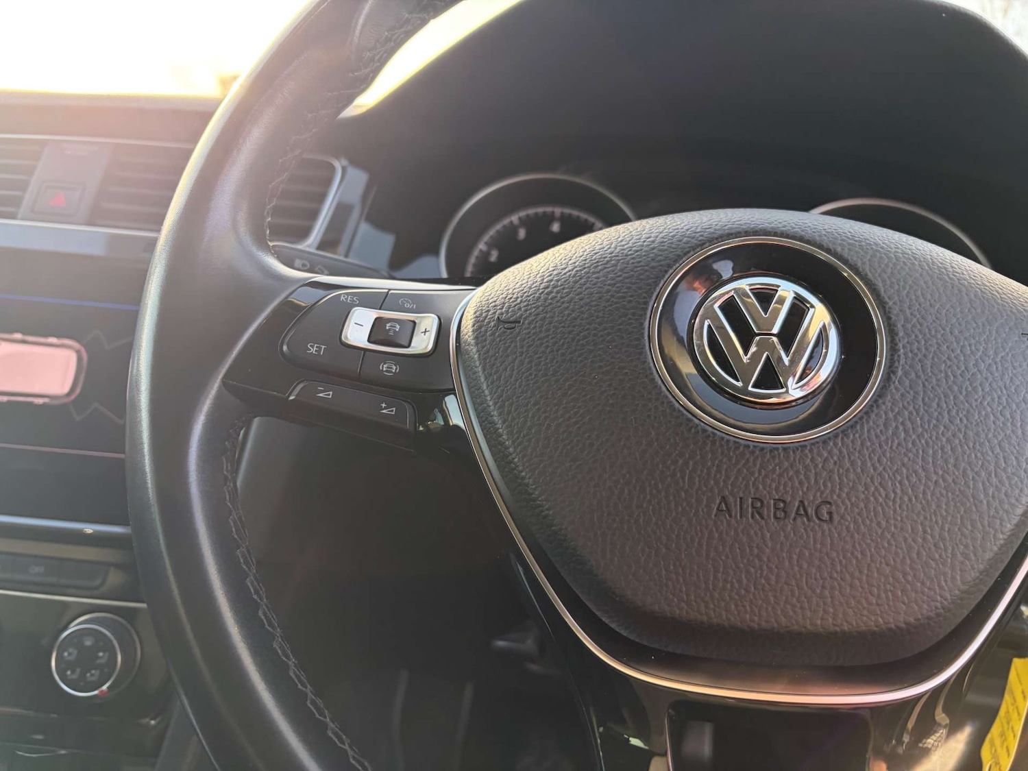Used Volkswagen Golf 2018 for sale - 77394914: Photo 41