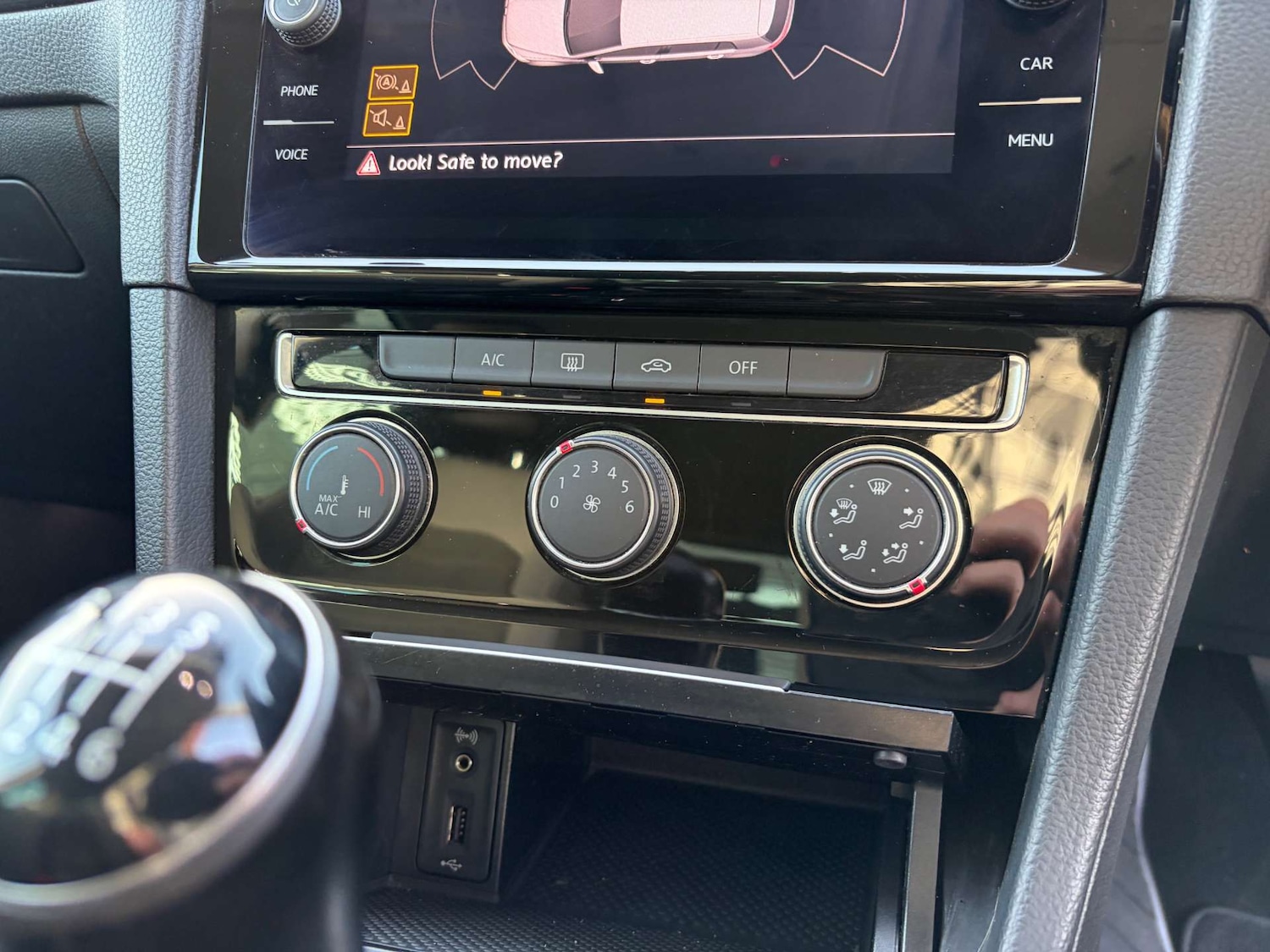 Used Volkswagen Golf 2018 for sale - 77394914: Photo 48