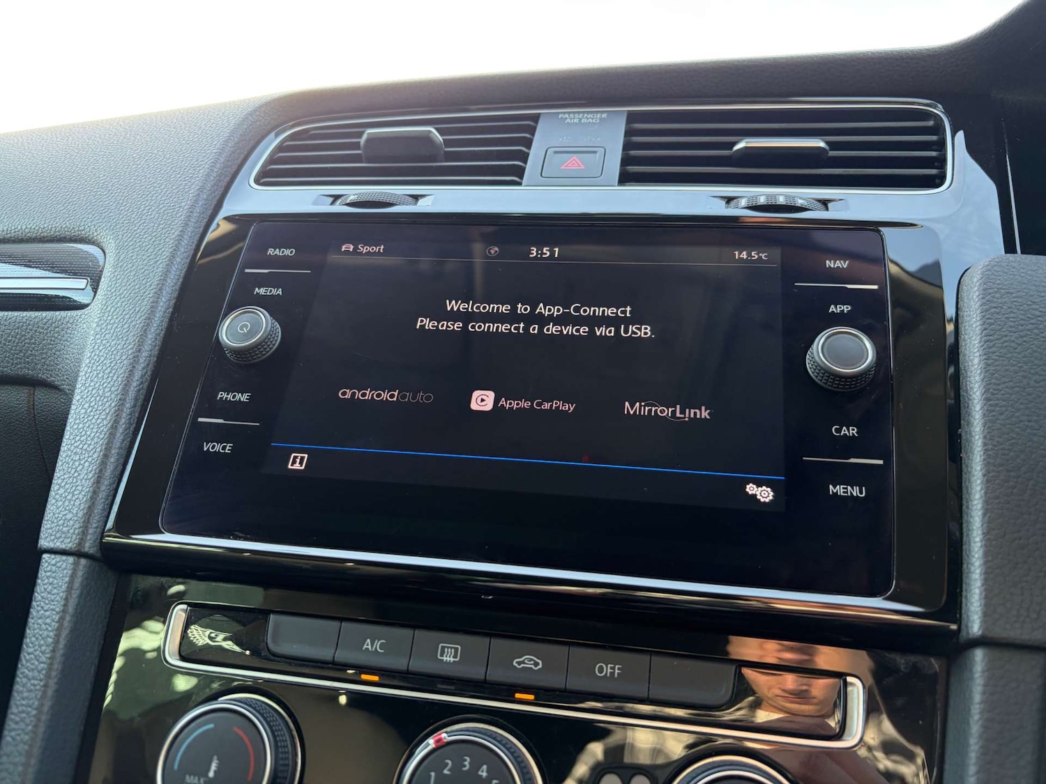 Used Volkswagen Golf 2018 for sale - 77394914: Photo 51