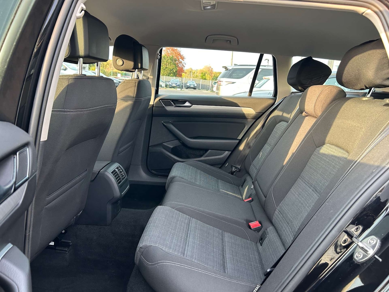 Used Volkswagen Passat 2019 for sale - 76020189: Photo 31