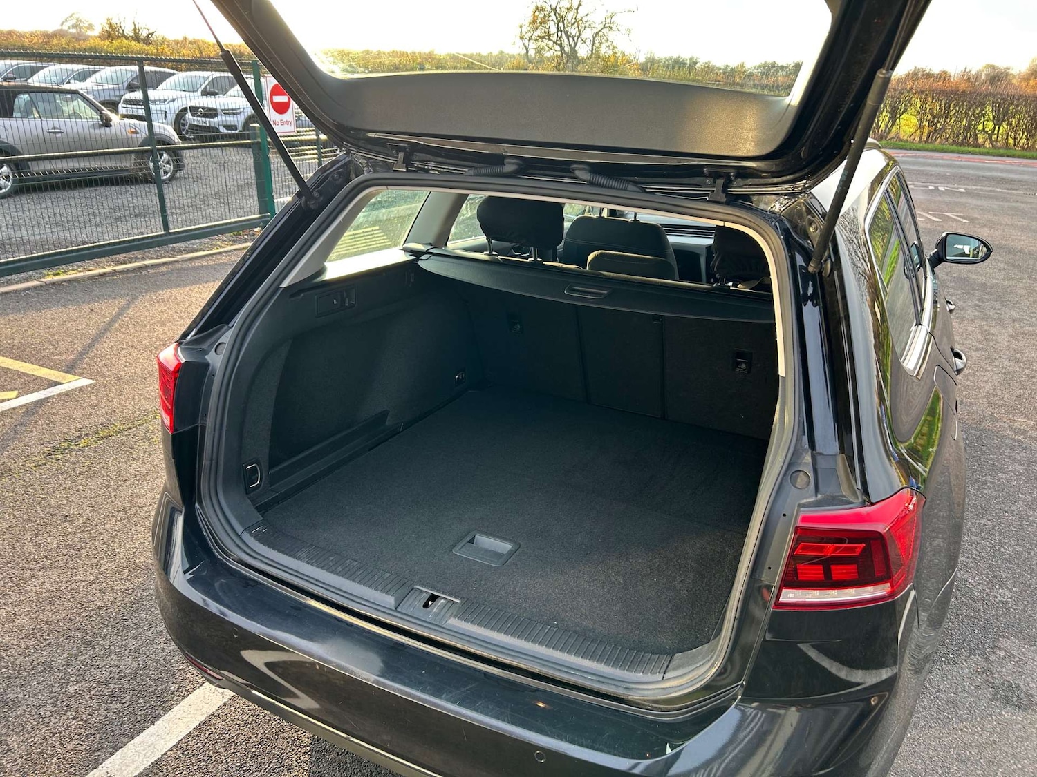 Used Volkswagen Passat 2019 for sale - 76020189: Photo 35