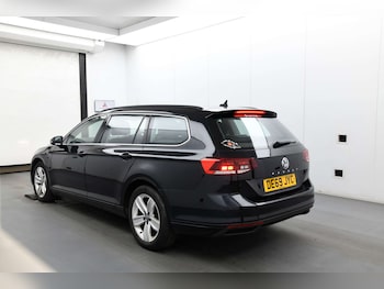 Used Volkswagen Passat 2019 for sale - 76020189: Photo 4