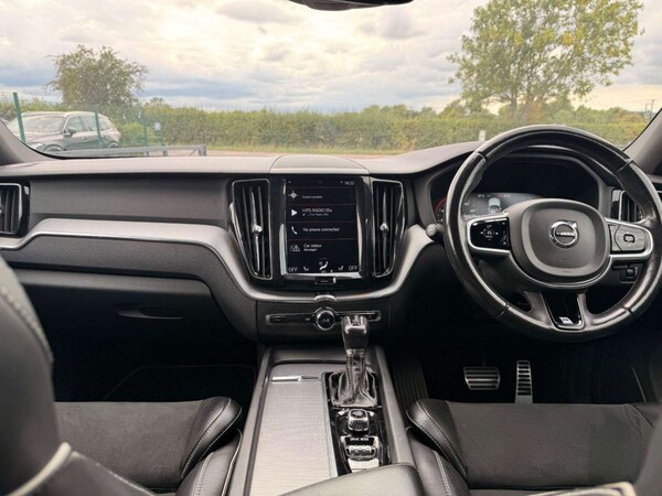 Used Volvo XC60 2018 for sale - 75725902: Photo 28