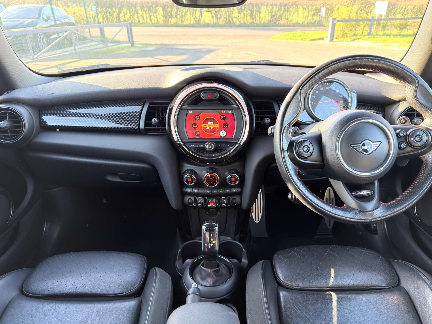 Used MINI Hatch 2019 for sale - 76500620: Photo 41