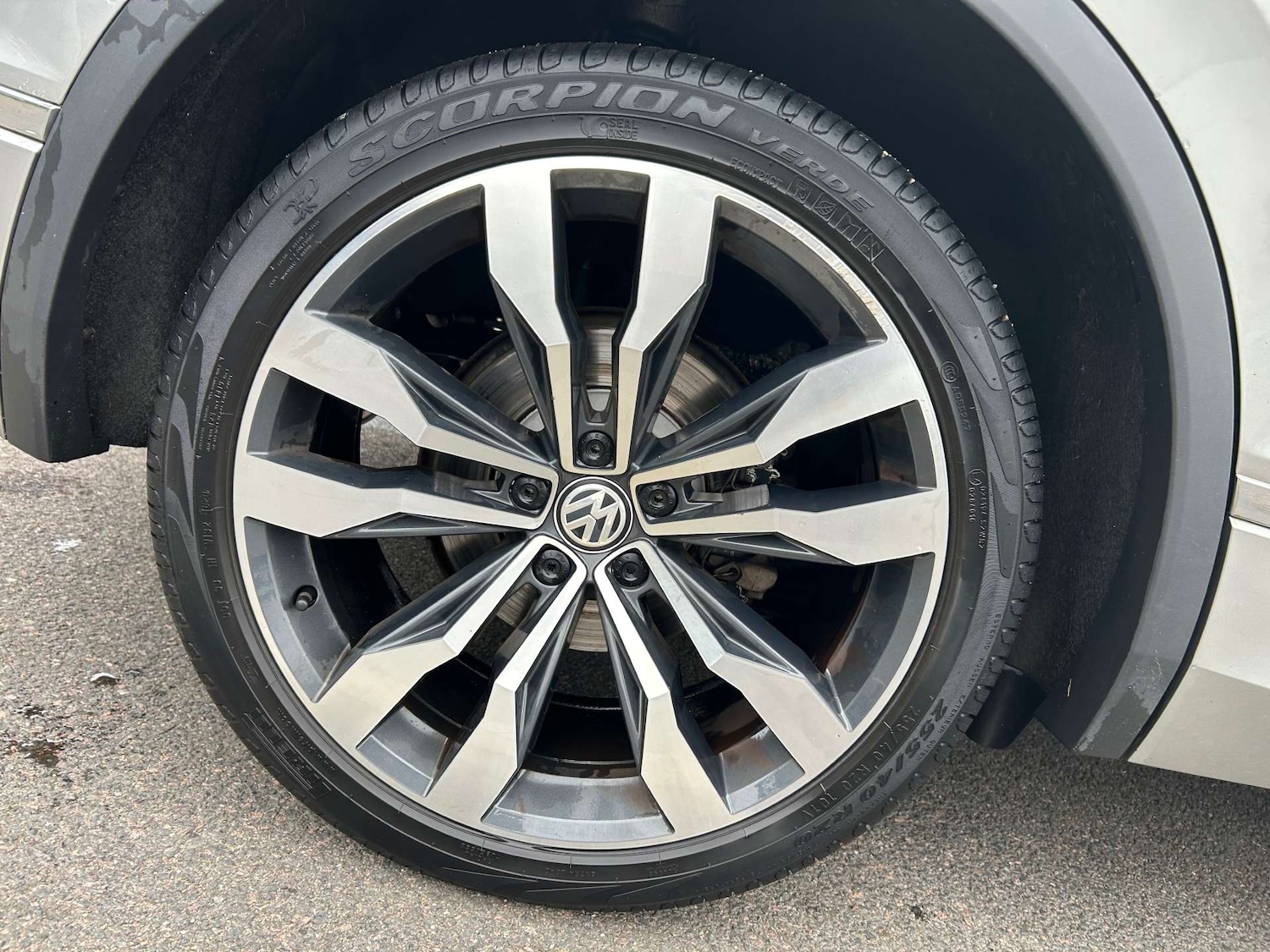 Used Volkswagen Tiguan 2020 for sale - 76601457: Photo 13