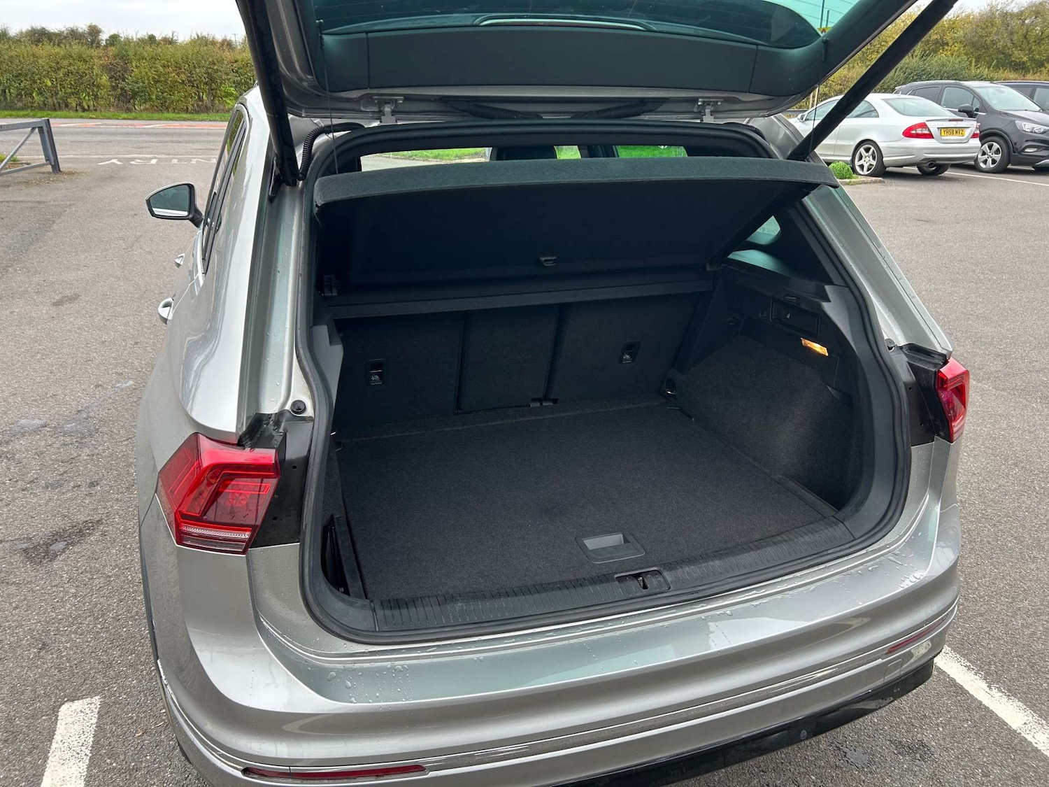 Used Volkswagen Tiguan 2020 for sale - 76601457: Photo 35