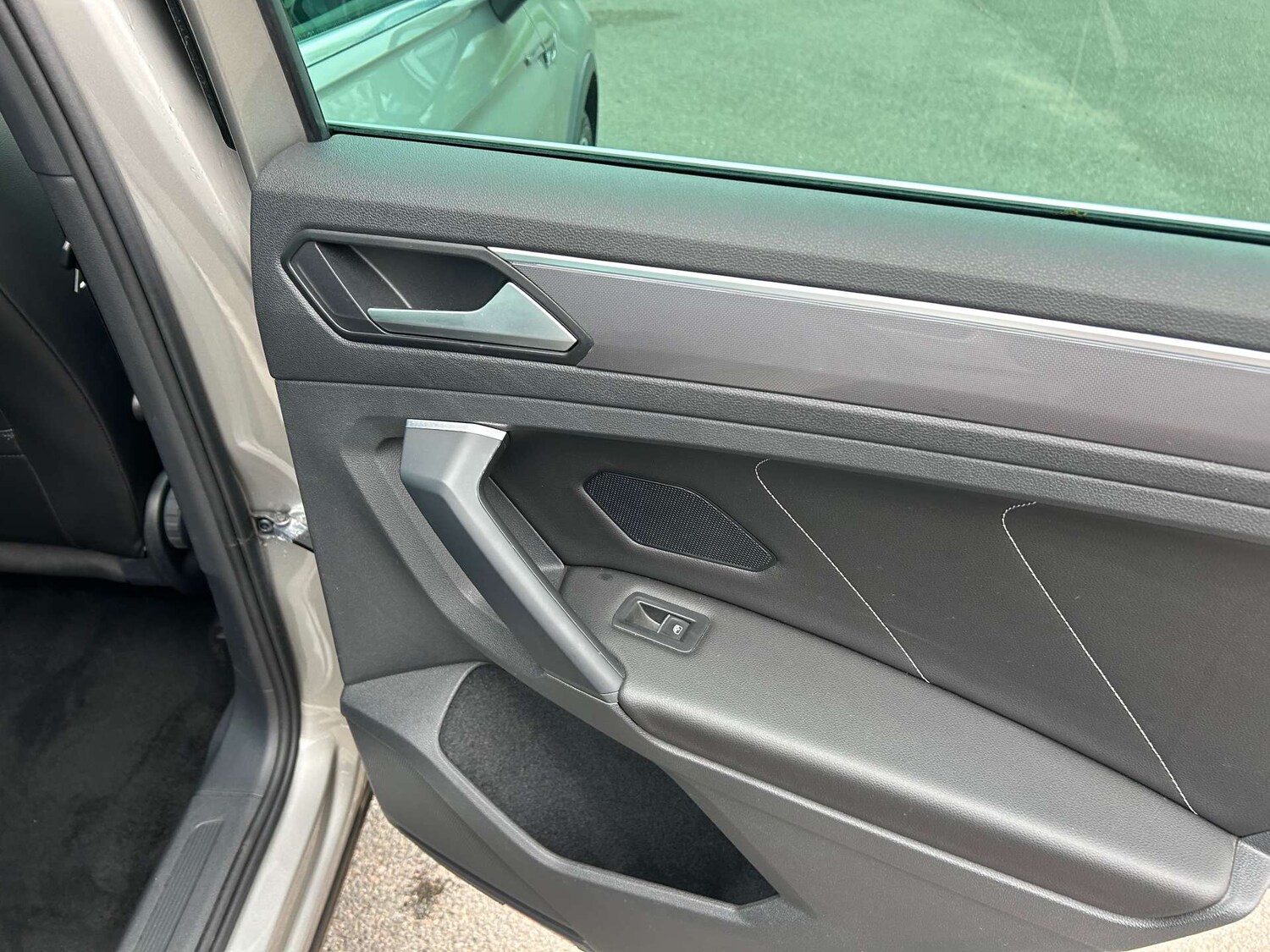 Used Volkswagen Tiguan 2020 for sale - 76601457: Photo 38