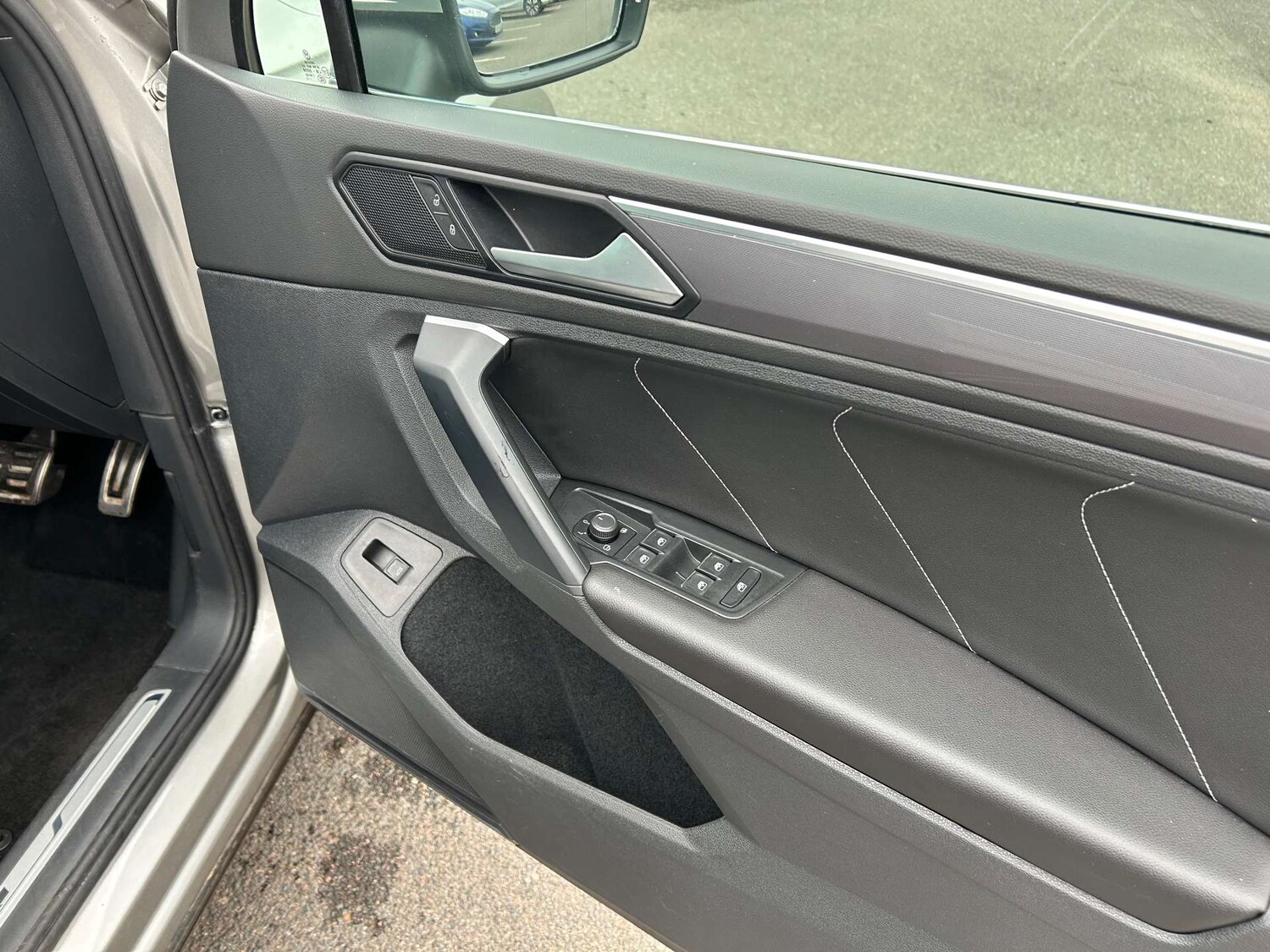 Used Volkswagen Tiguan 2020 for sale - 76601457: Photo 47