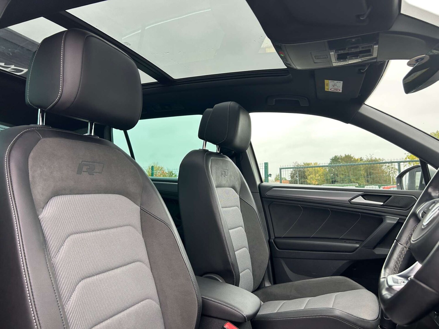 Used Volkswagen Tiguan 2020 for sale - 76601457: Photo 48