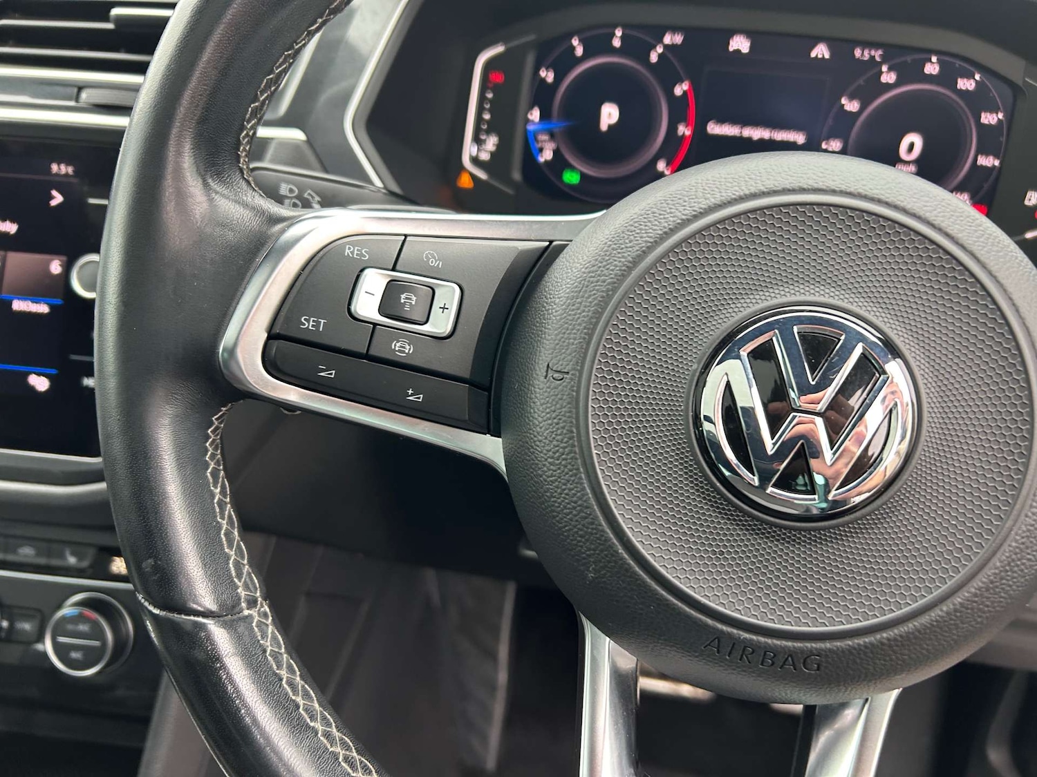 Used Volkswagen Tiguan 2020 for sale - 76601457: Photo 50