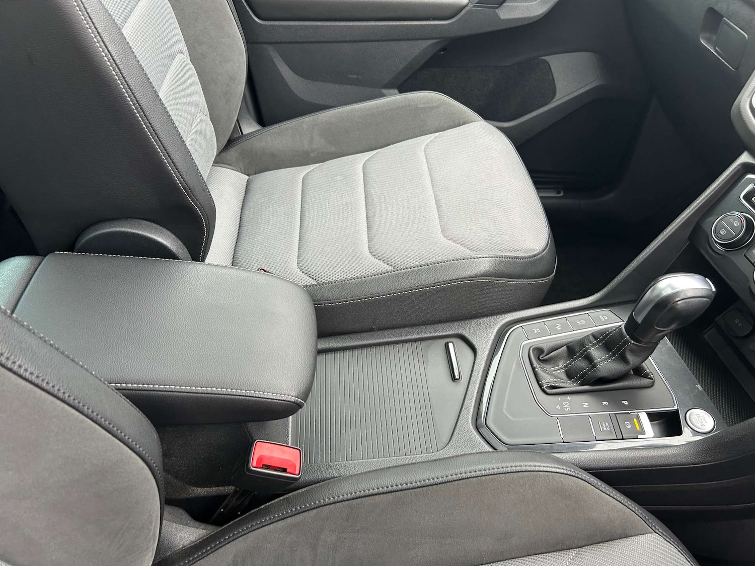 Used Volkswagen Tiguan 2020 for sale - 76601457: Photo 52