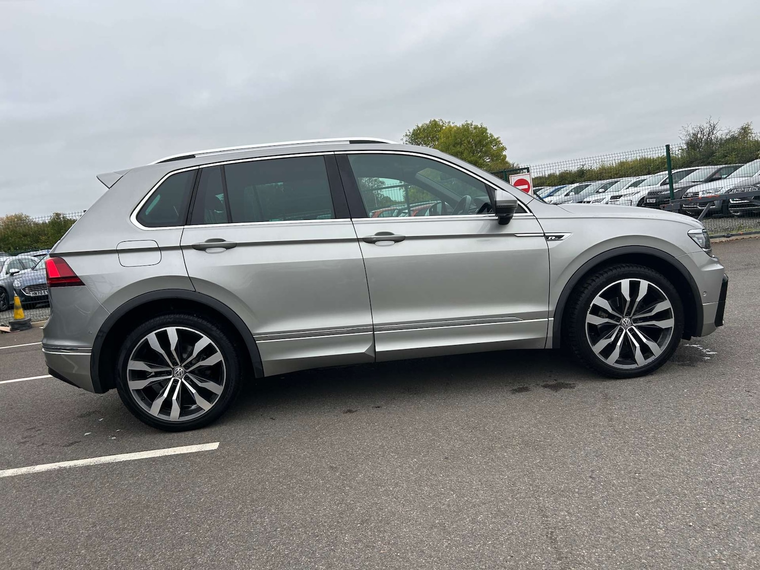 Used Volkswagen Tiguan 2020 for sale - 76601457: Photo 9