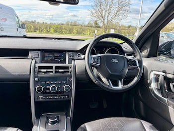 Used Land Rover Discovery Sport 2019 for sale - 78435977: Photo