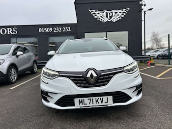 Used Renault Megane 2021 for sale - 76500626: Photo