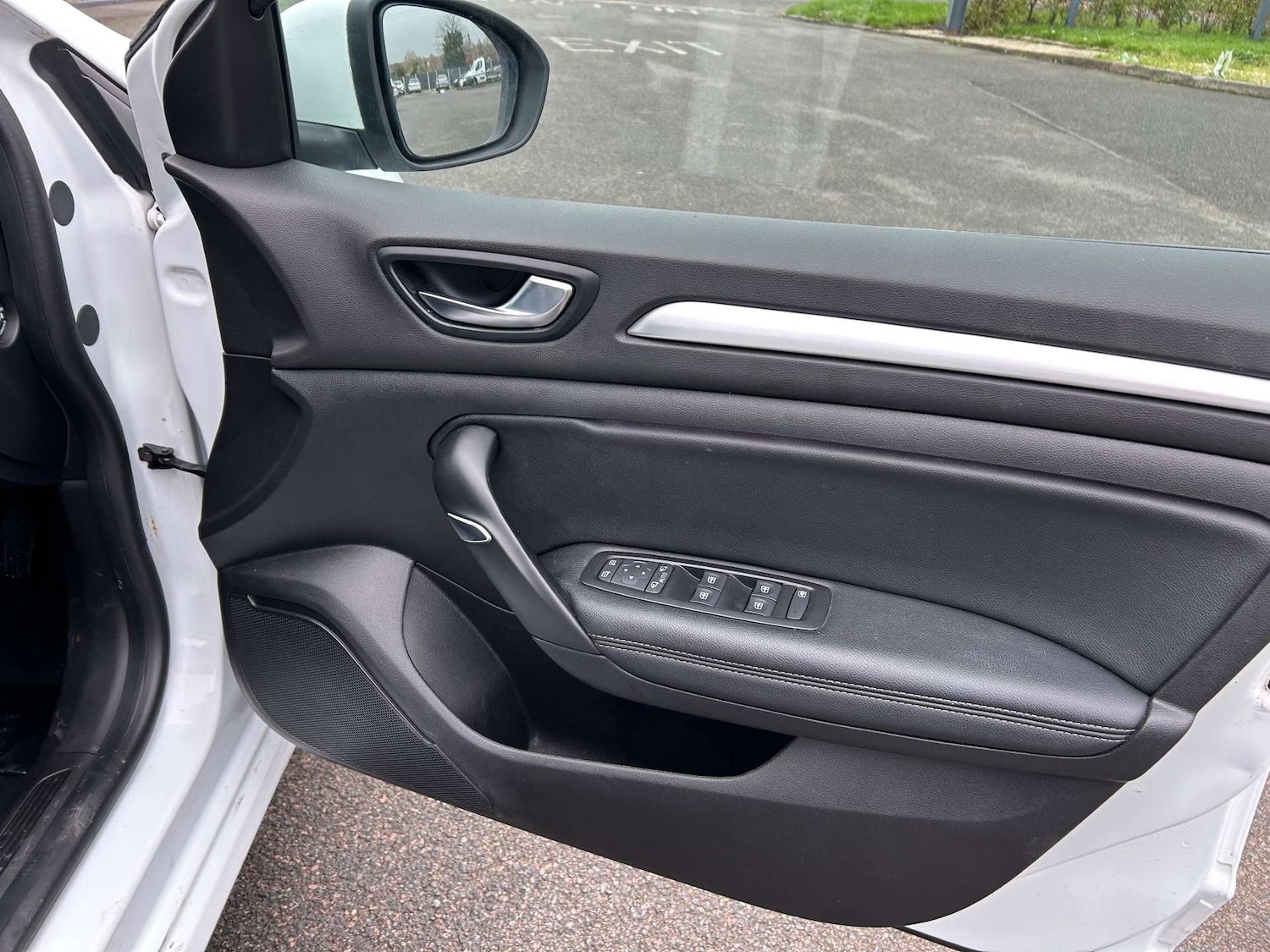 Used Renault Megane 2021 for sale - 76500626: Photo 50