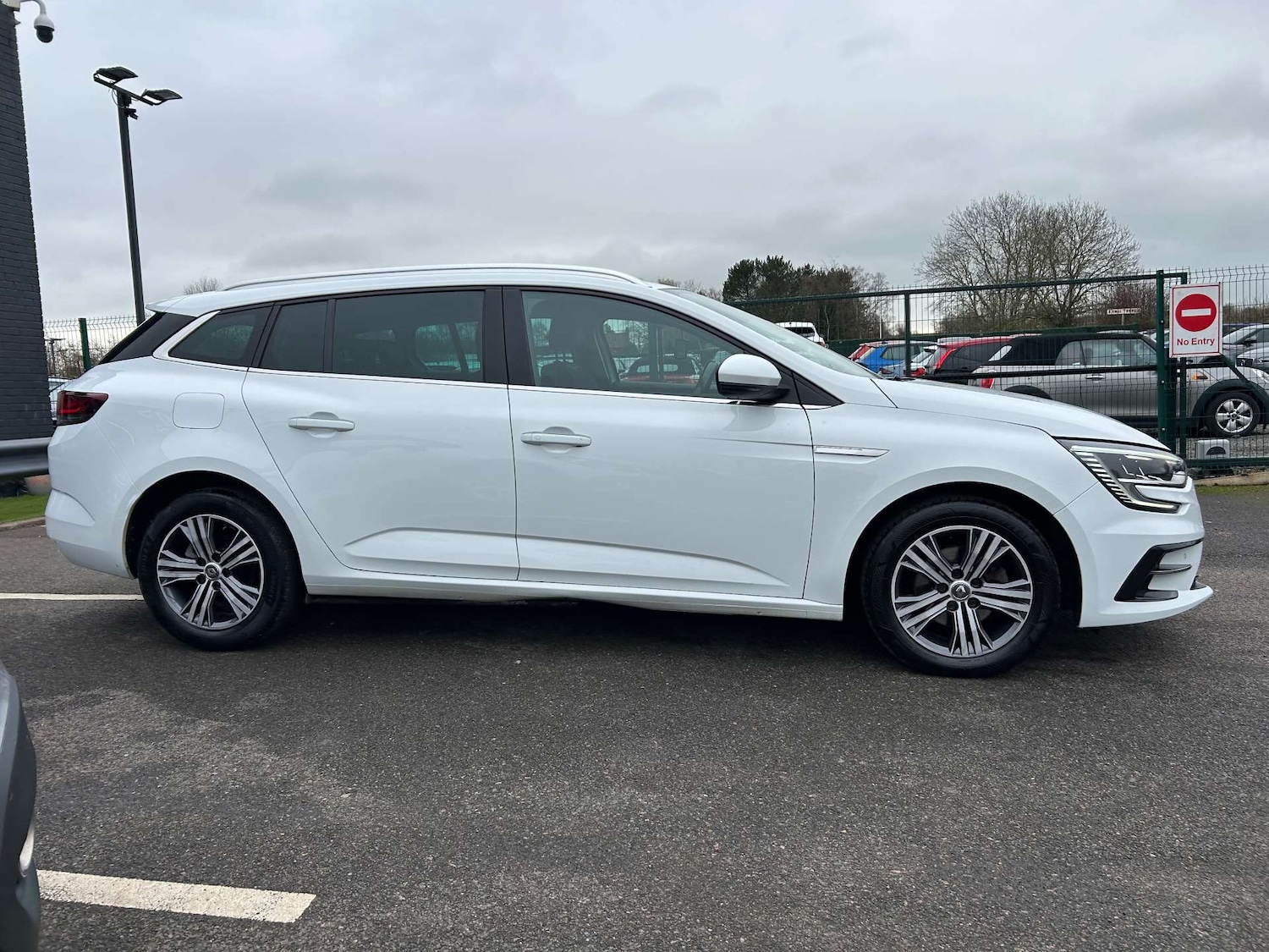 Used Renault Megane 2021 for sale - 76500626: Photo 9