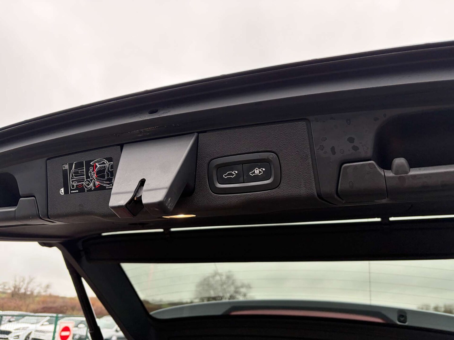 Used Volvo XC60 2020 for sale - 77720558: Photo 29