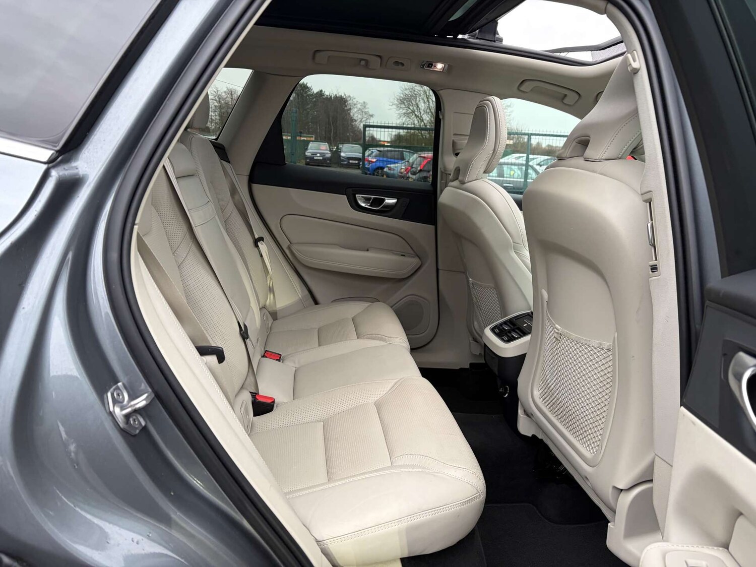 Used Volvo XC60 2020 for sale - 77720558: Photo 31