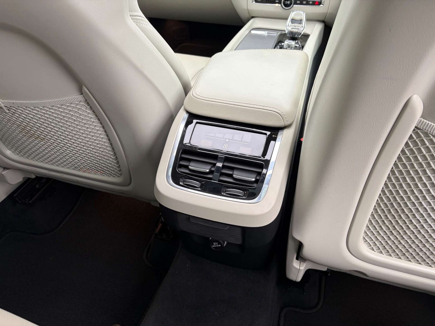 Used Volvo XC60 2020 for sale - 77720558: Photo 37