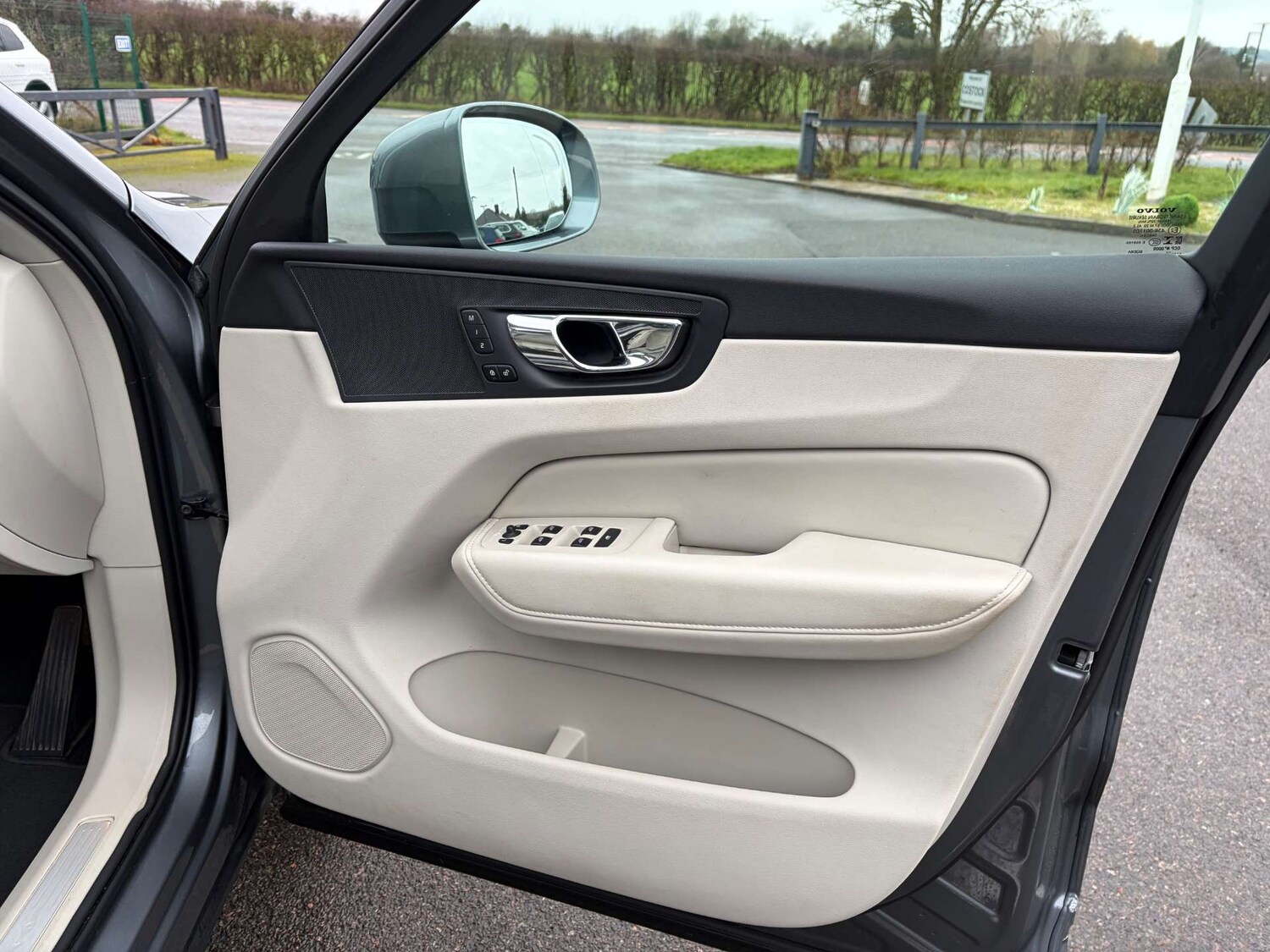 Used Volvo XC60 2020 for sale - 77720558: Photo 38