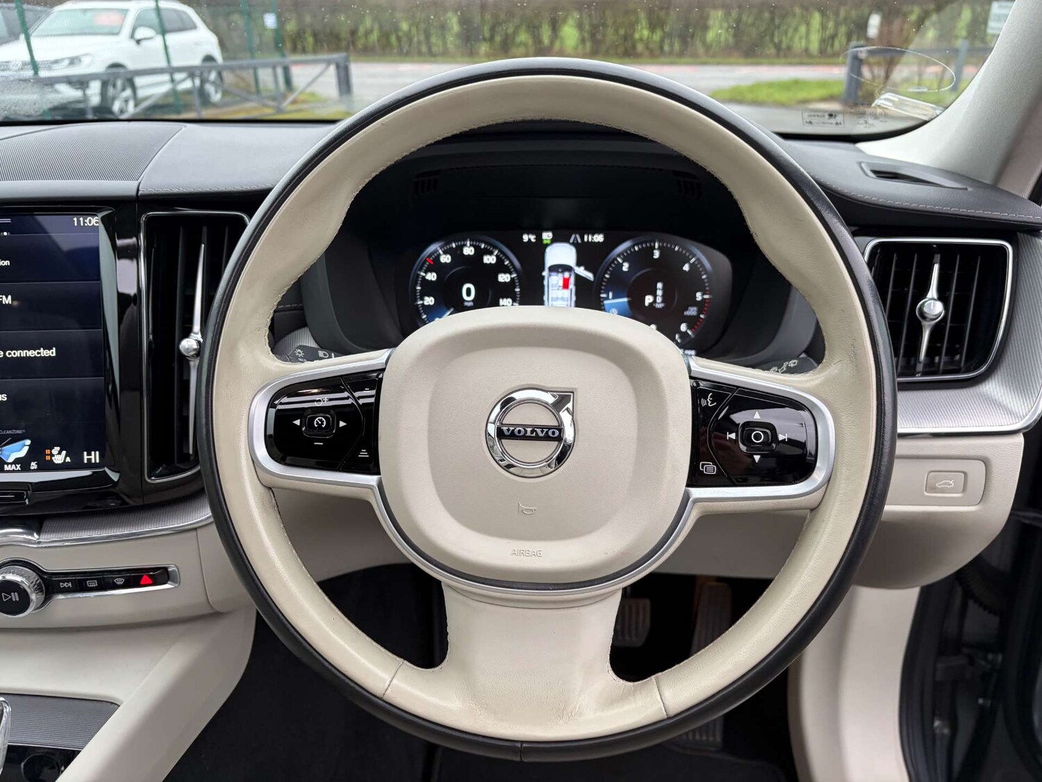 Used Volvo XC60 2020 for sale - 77720558: Photo 47