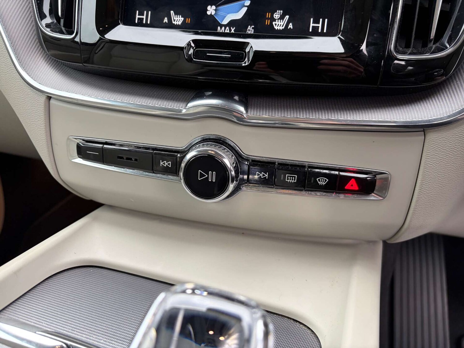 Used Volvo XC60 2020 for sale - 77720558: Photo 56