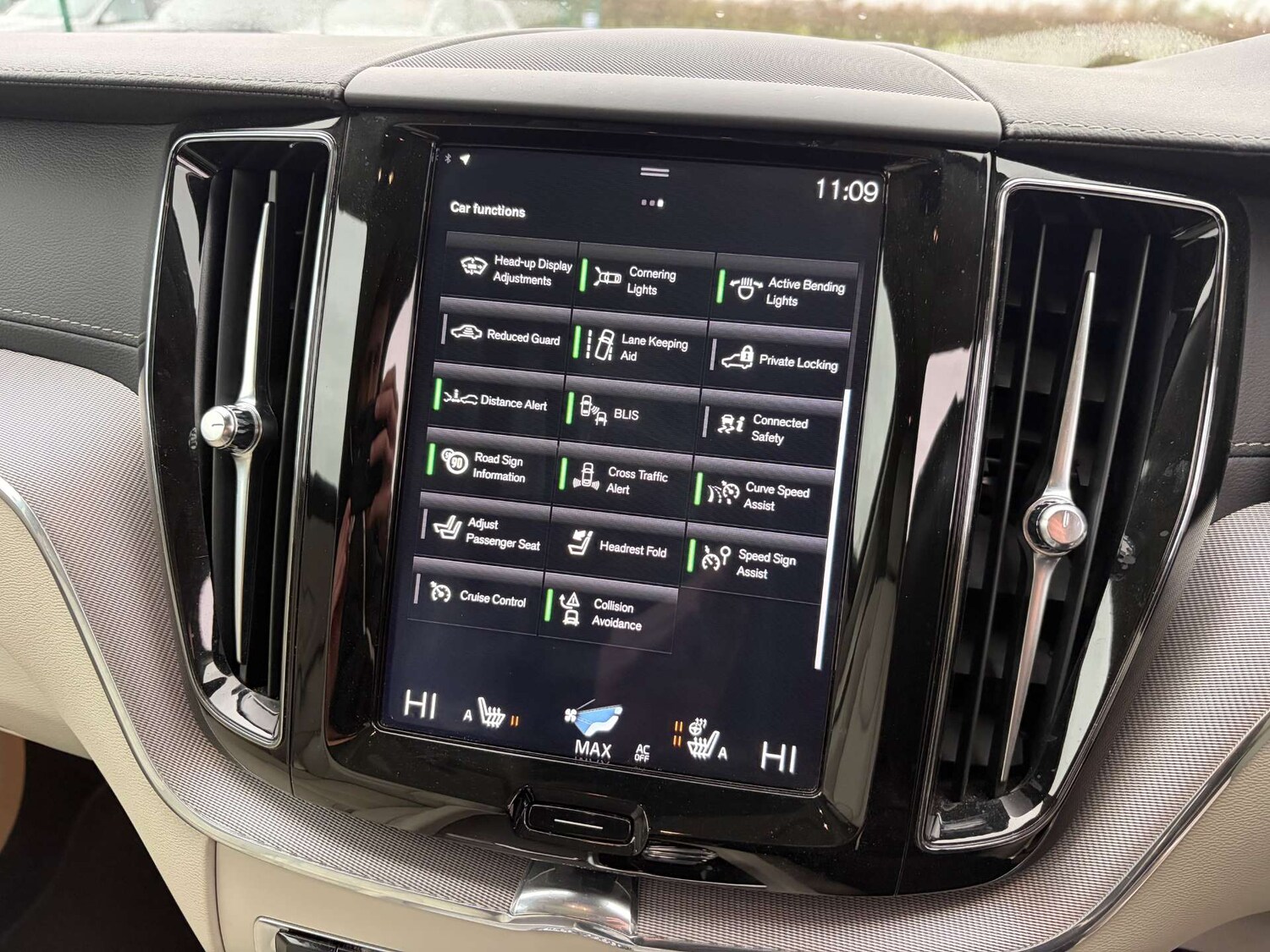 Used Volvo XC60 2020 for sale - 77720558: Photo 59