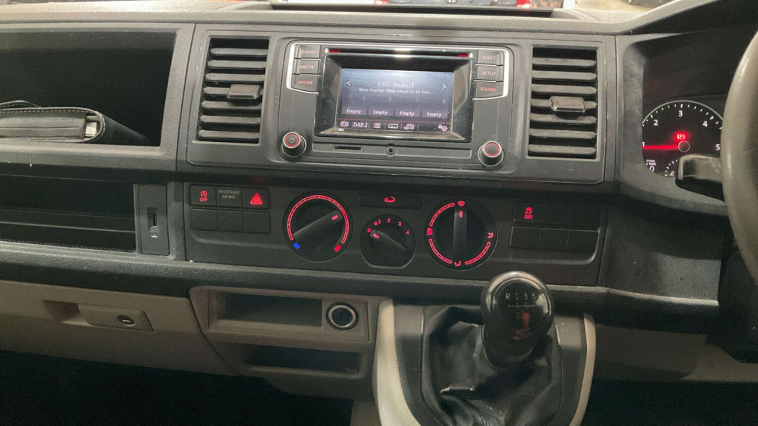 Used Volkswagen Transporter 2020 for sale - 78020625: Photo 12