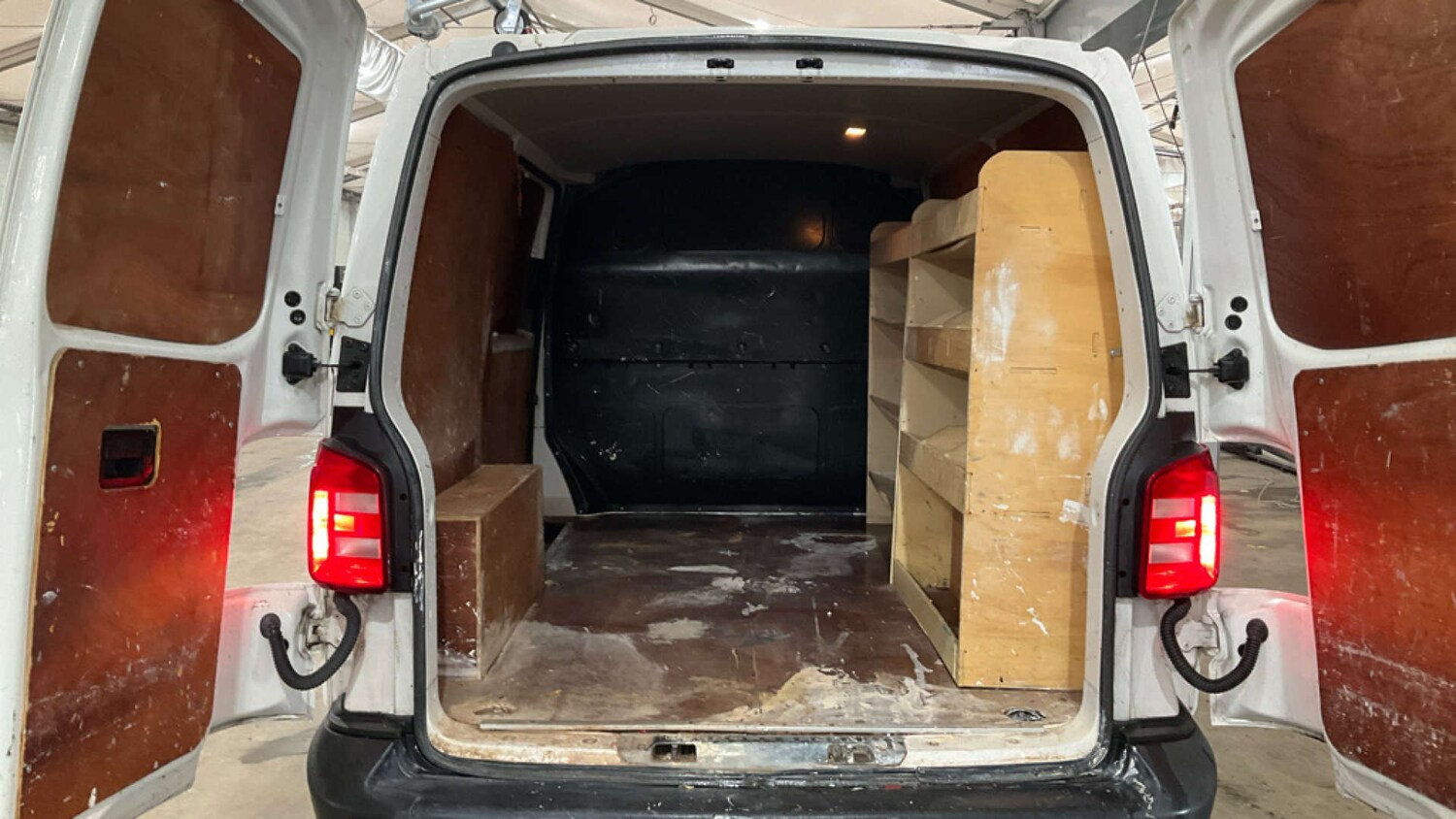 Used Volkswagen Transporter 2020 for sale - 78020625: Photo 8