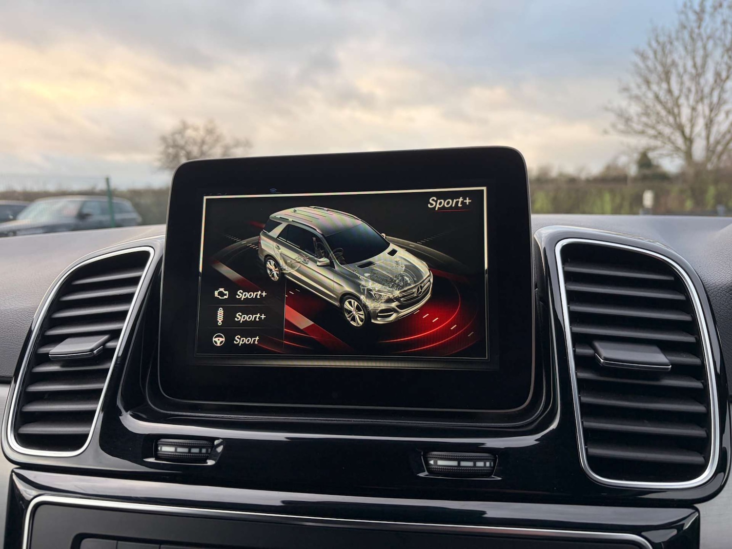 Used Mercedes-Benz GLE 2018 for sale - 77383442: Photo 59