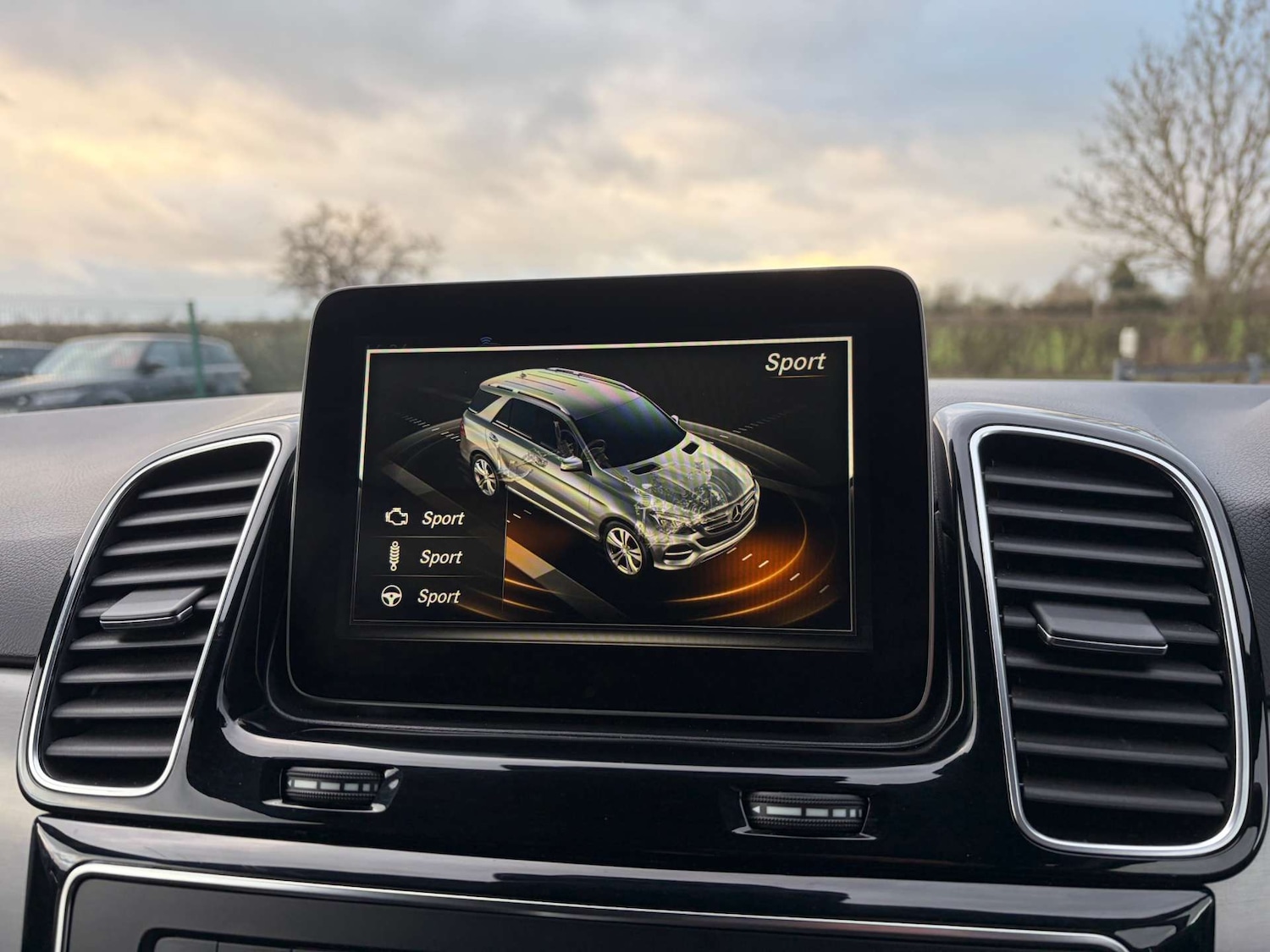 Used Mercedes-Benz GLE 2018 for sale - 77383442: Photo 66