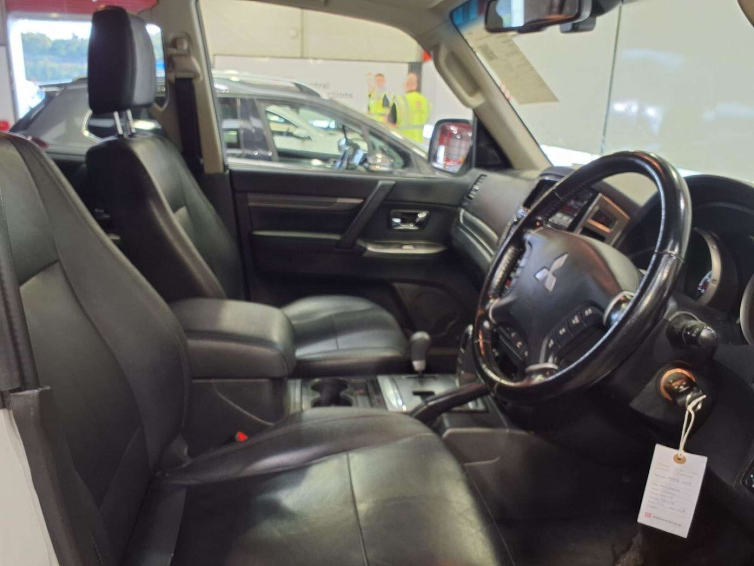 Used Mitsubishi Shogun 2016 for sale - 77105781: Photo 10