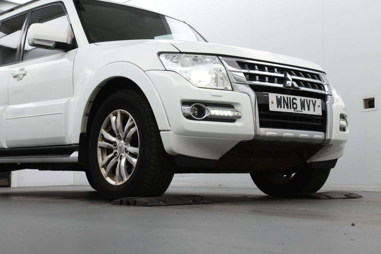 Used Mitsubishi Shogun 2016 for sale - 77105781: Photo 8