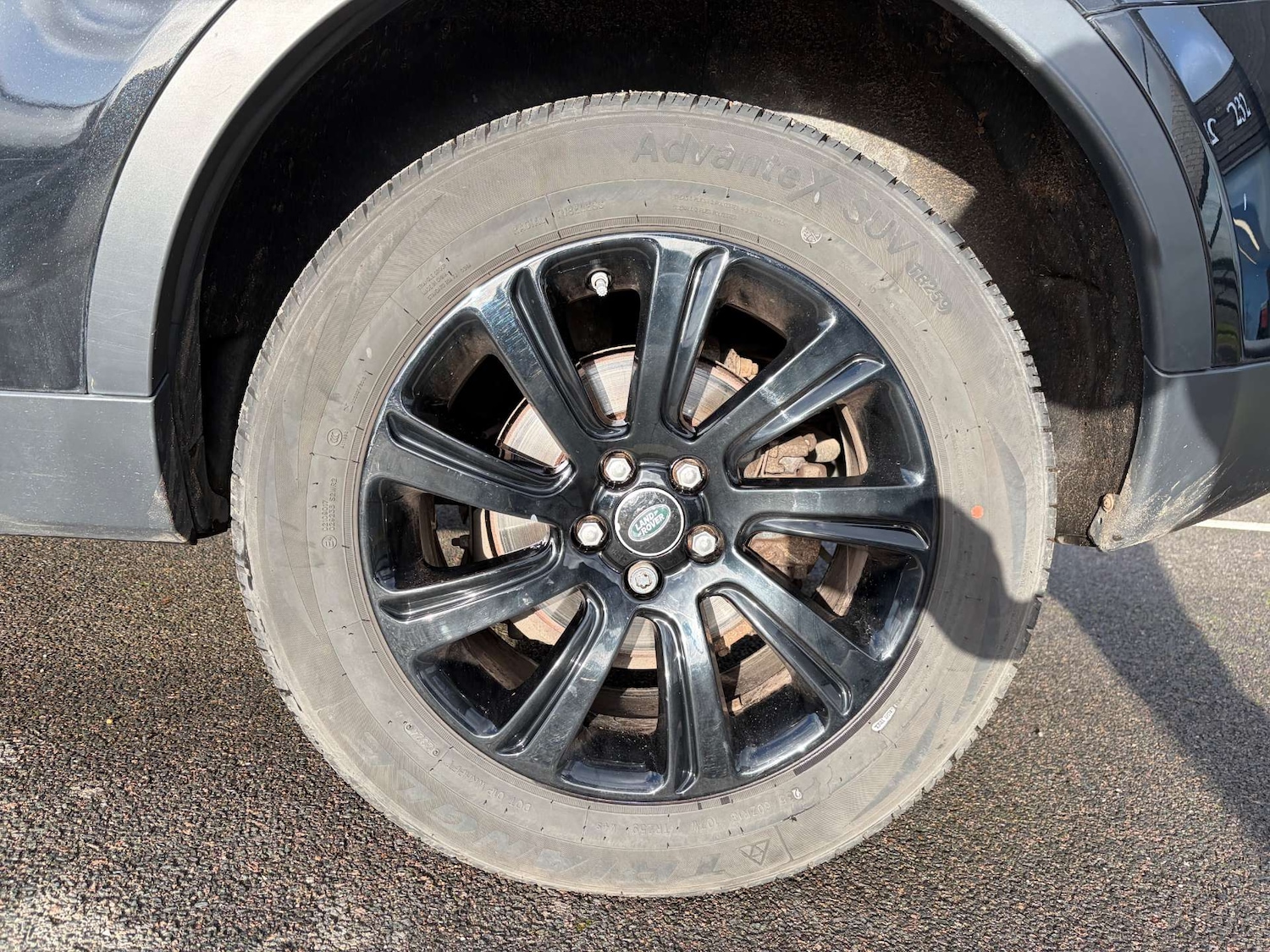 Used Land Rover Discovery Sport 2016 for sale - 76896320: Photo 11