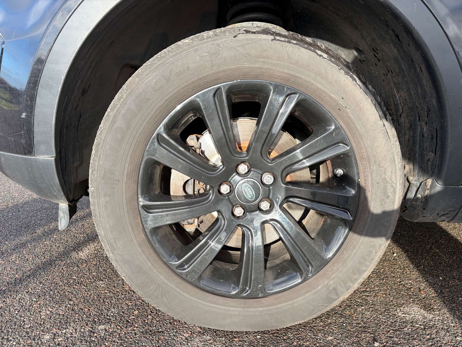 Used Land Rover Discovery Sport 2016 for sale - 76896320: Photo 12