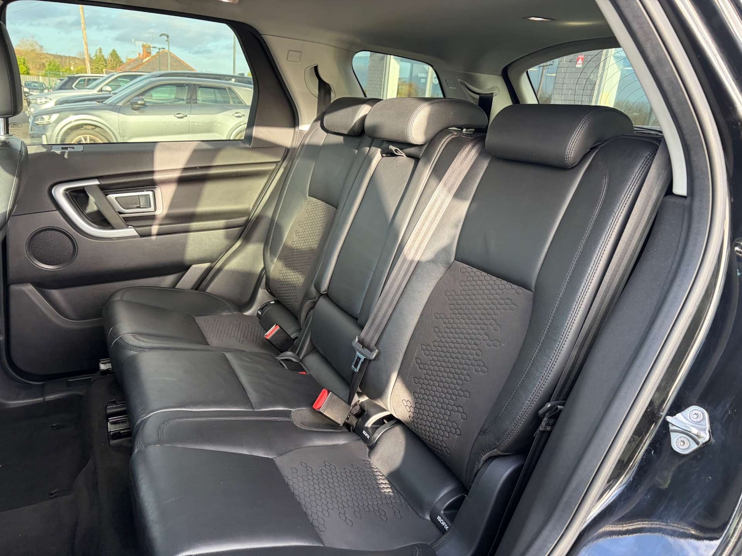 Used Land Rover Discovery Sport 2016 for sale - 76896320: Photo 22