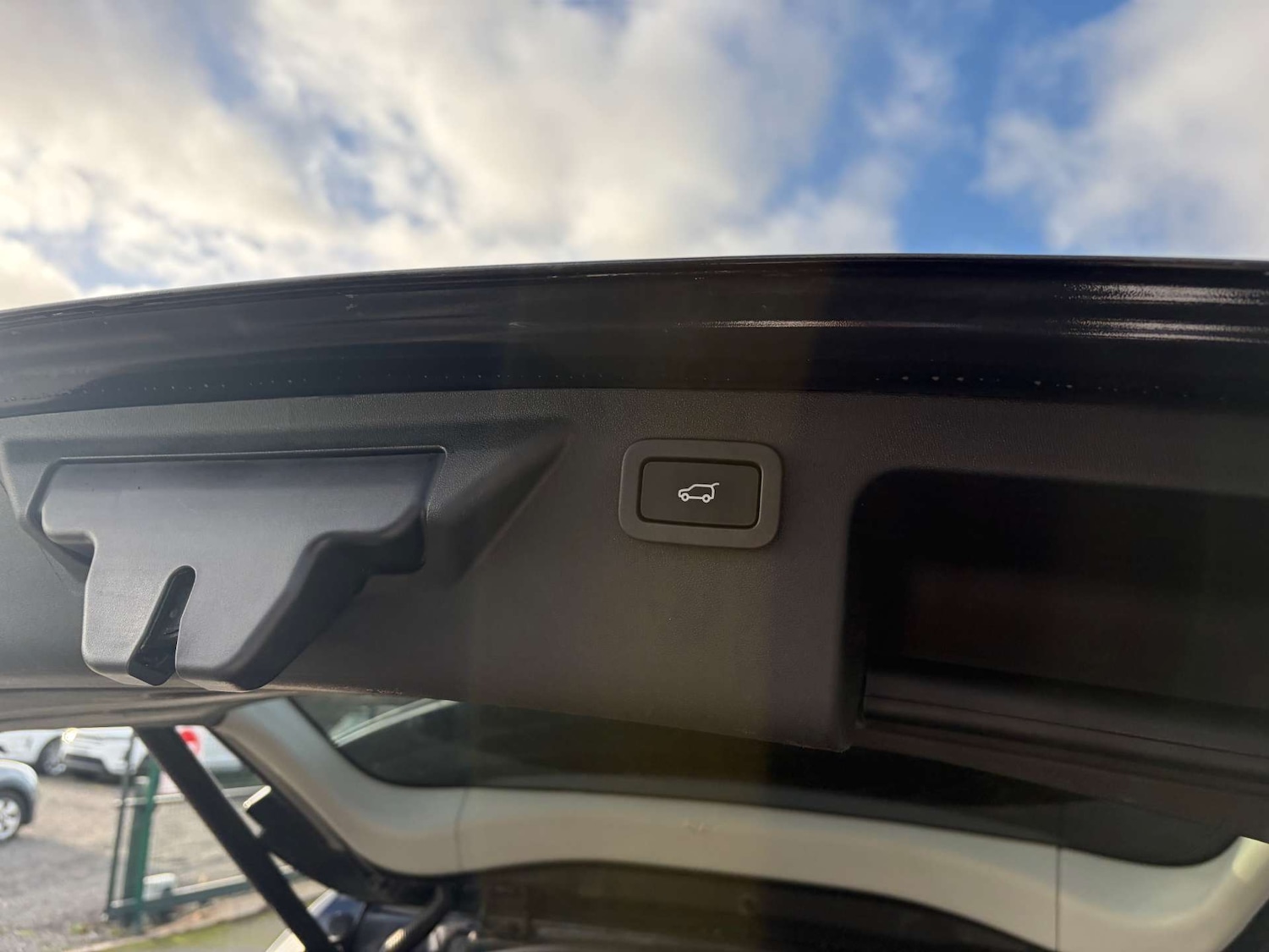 Used Land Rover Discovery Sport 2016 for sale - 76896320: Photo 26