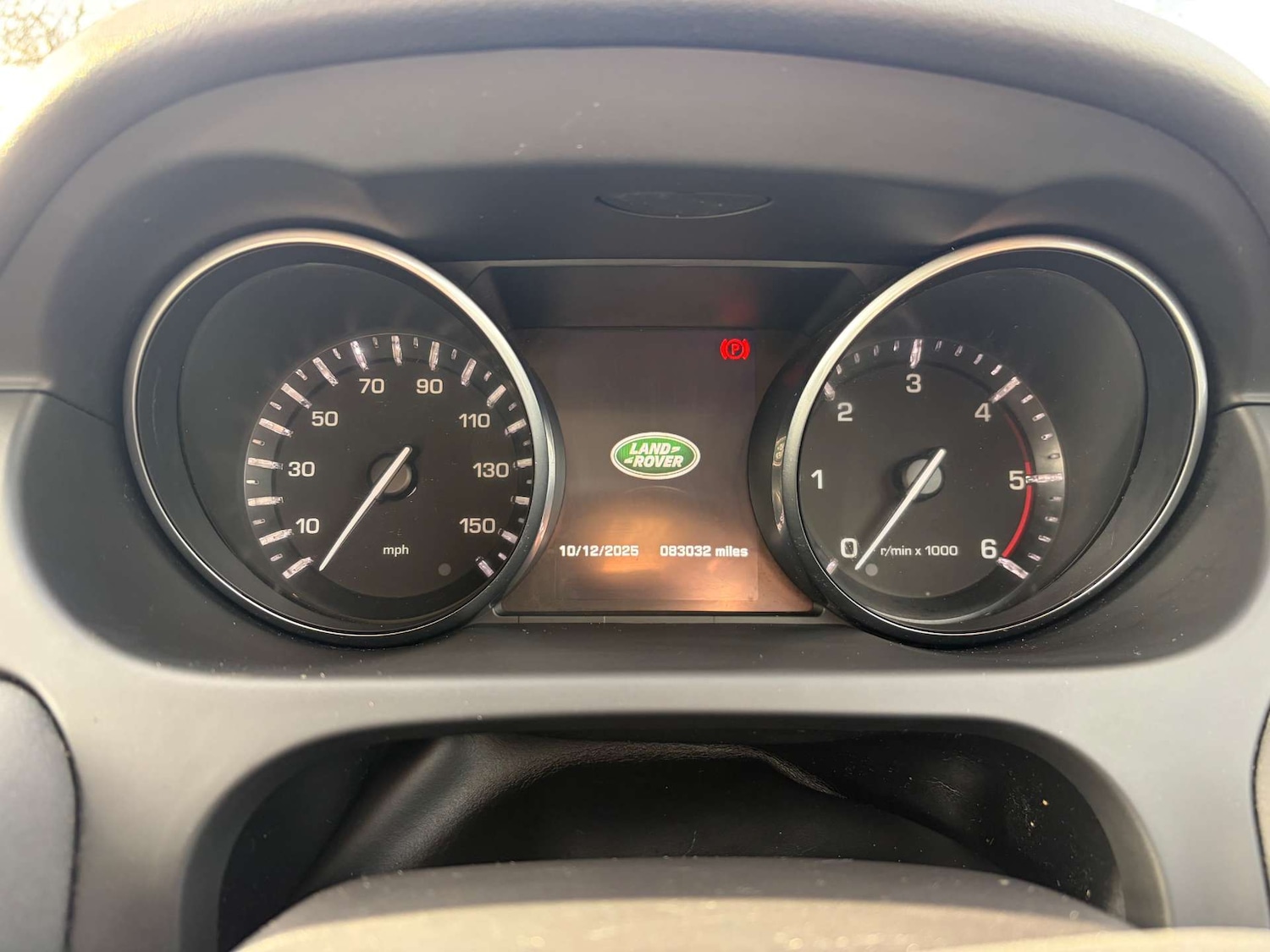 Used Land Rover Discovery Sport 2016 for sale - 76896320: Photo 49