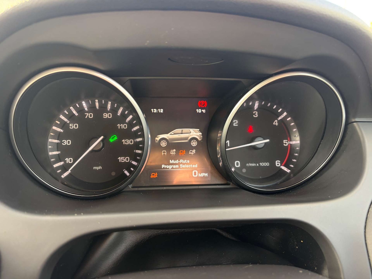 Used Land Rover Discovery Sport 2016 for sale - 76896320: Photo 50