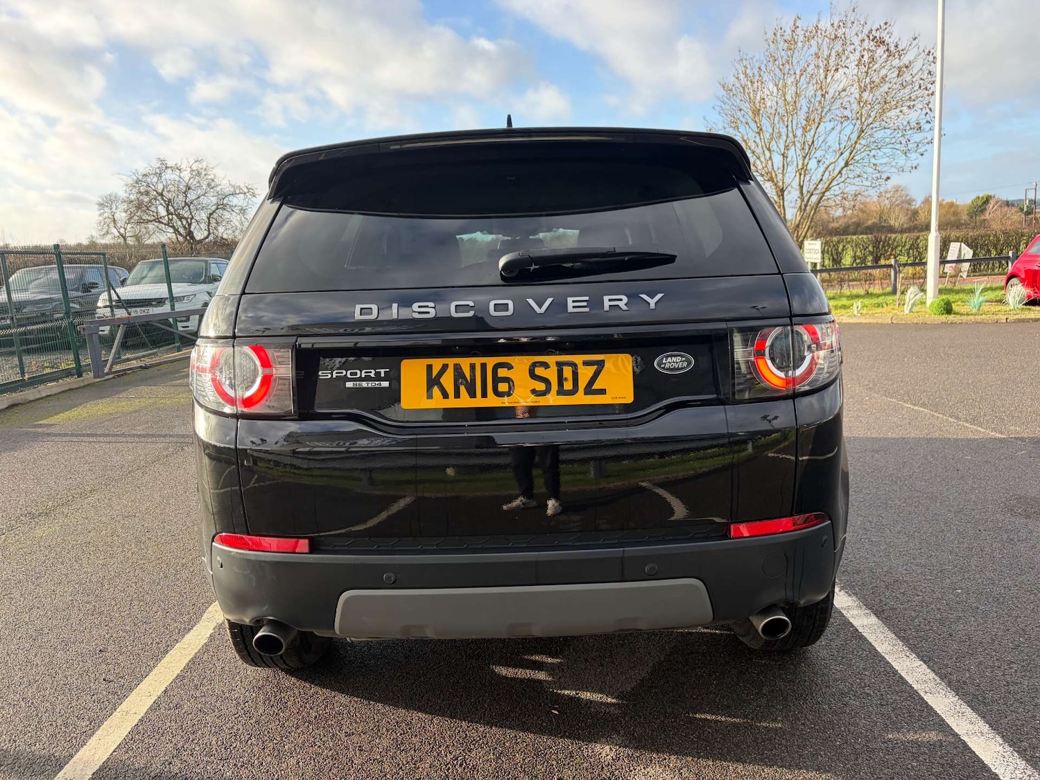 Used Land Rover Discovery Sport 2016 for sale - 76896320: Photo 6