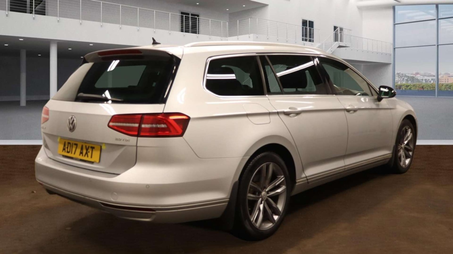 Used Volkswagen Passat 2017 for sale - 77313764: Photo 5