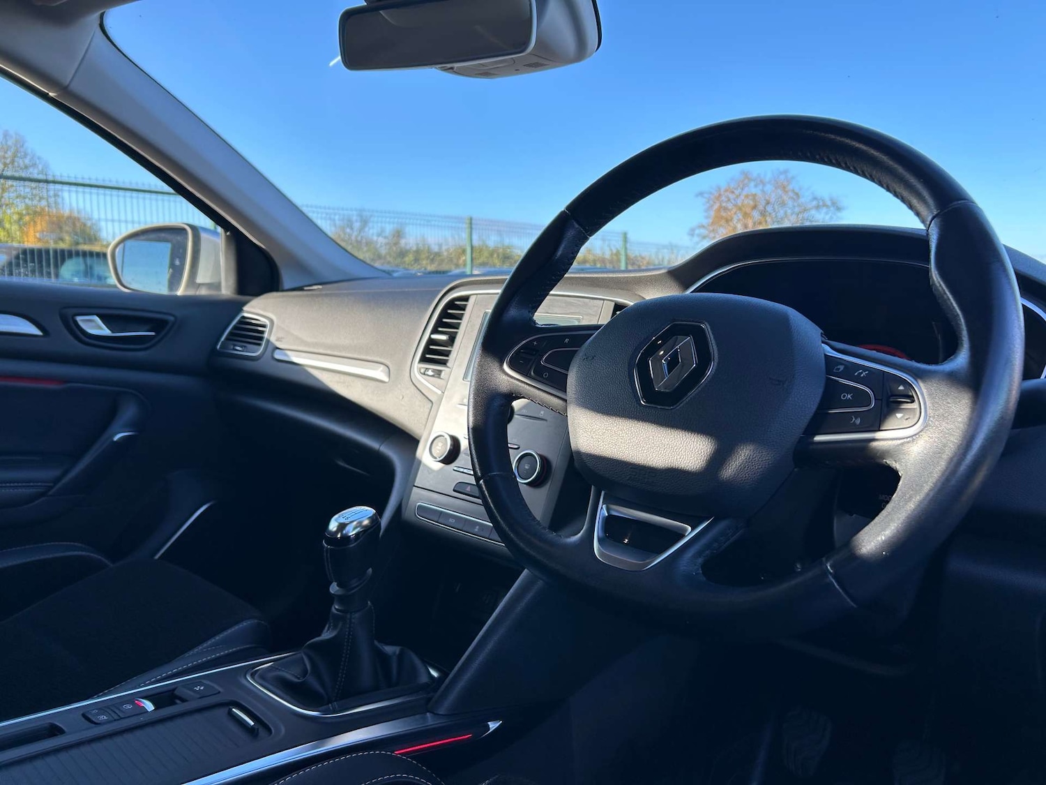 Used Renault Megane 2017 for sale - 76223011: Photo 23